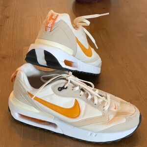 Nike Cream and Gold New Dawn